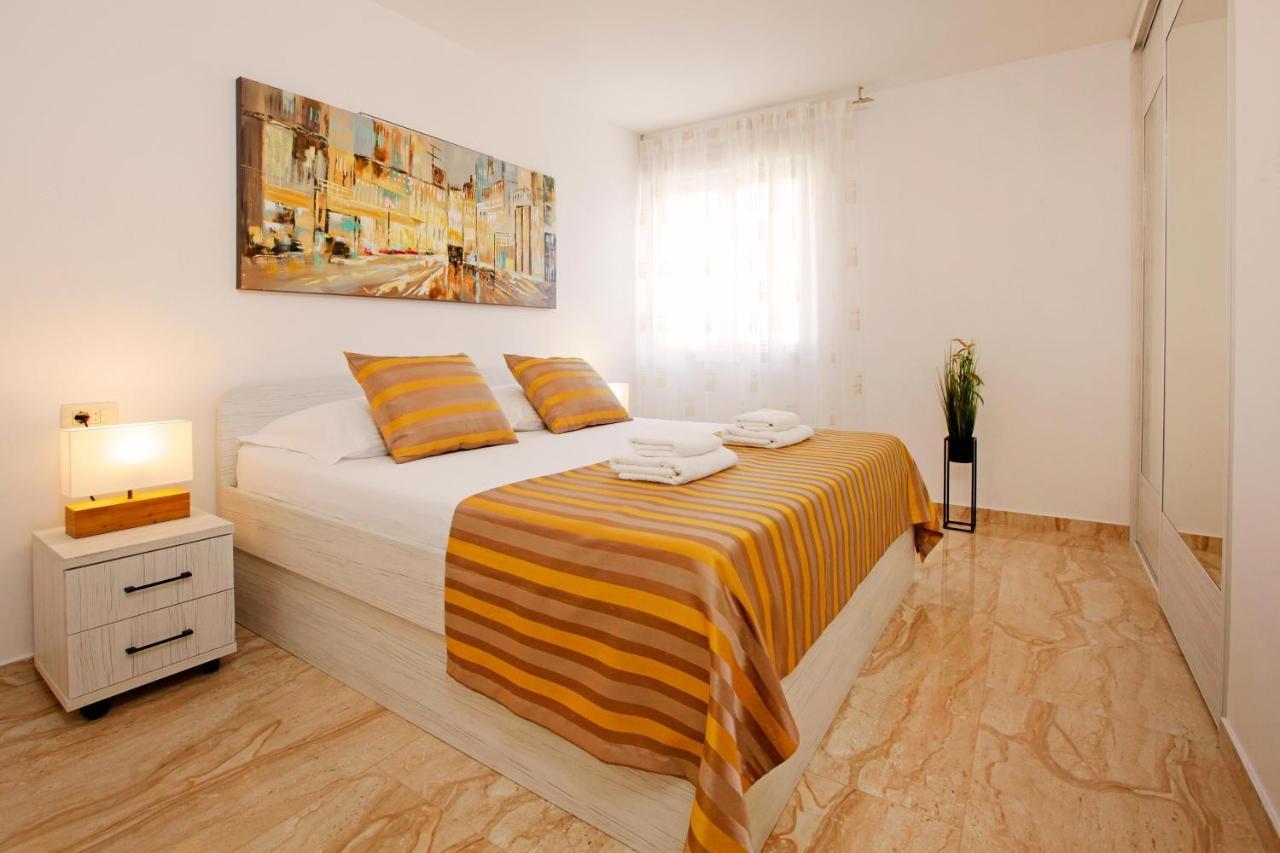 Modern 2-Bed Apt, Late Check In Available سبليت المظهر الخارجي الصورة