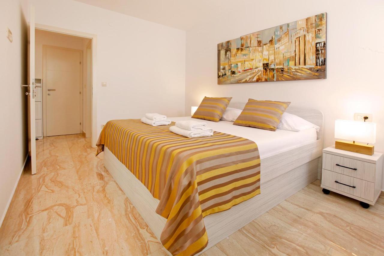 Modern 2-Bed Apt, Late Check In Available سبليت المظهر الخارجي الصورة