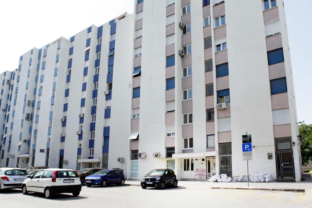 Modern 2-Bed Apt, Late Check In Available سبليت المظهر الخارجي الصورة
